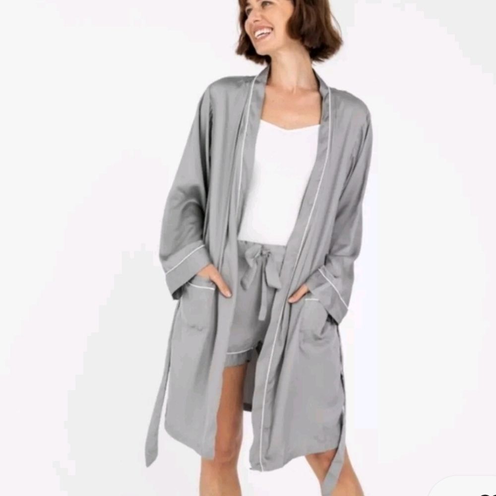 Ettitude Sateen Plus Bamboo Women's Robe Fog Gray White Size Medium - Picture 3 of 13